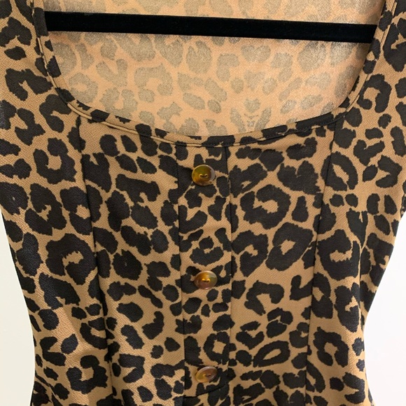 Prettylittlething Leopard Printed Button Bodysuit - Picture 6 of 6